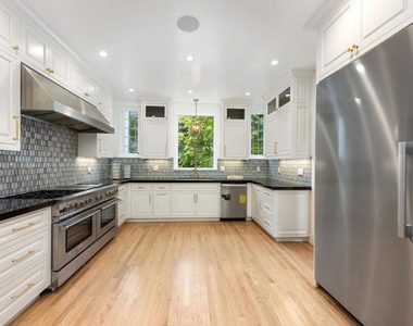 85 Fagan Drive - Photo Thumbnail 12