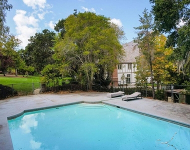 85 Fagan Drive - Photo Thumbnail 39