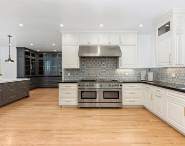 85 Fagan Drive - Photo Thumbnail 11