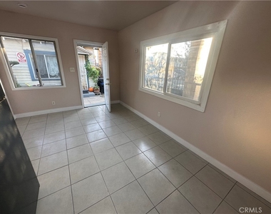 920 Mcfarland Avenue - Photo Thumbnail 5