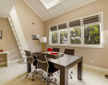 720 N Crescent Drive - Photo Thumbnail 23