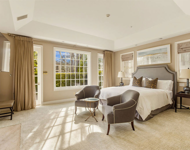 720 N Crescent Drive - Photo Thumbnail 13