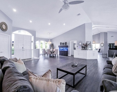 1350 Longlea Terrace - Photo Thumbnail 22