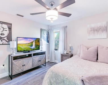 1350 Longlea Terrace - Photo Thumbnail 28