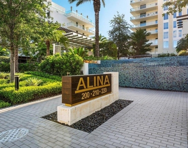 220 Se Mizner Boulevard - Photo Thumbnail 21