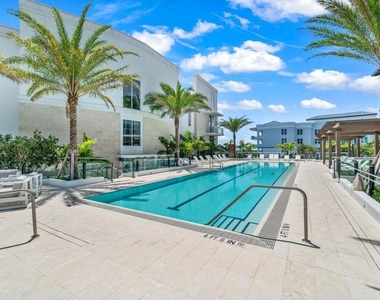 220 Se Mizner Boulevard - Photo Thumbnail 23
