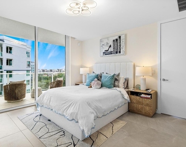 220 Se Mizner Boulevard - Photo Thumbnail 15