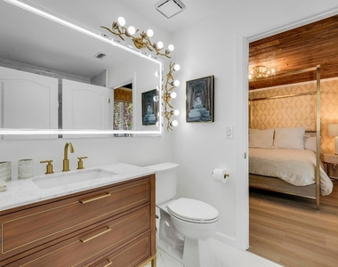 26 Via Aurelia - Photo Thumbnail 27