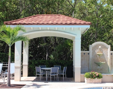 3302 Tuscany Way - Photo Thumbnail 46