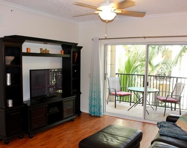 3302 Tuscany Way - Photo Thumbnail 10
