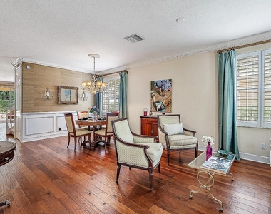140 Sweet Bay Circle - Photo Thumbnail 16