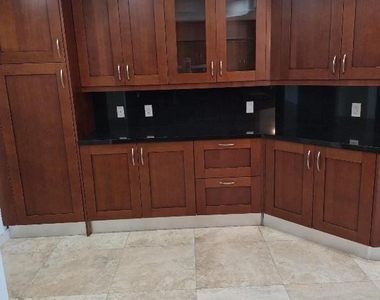 3630 Gardens Parkway - Photo Thumbnail 7