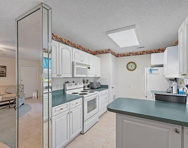 14 Lake Vista Trail - Photo Thumbnail 9