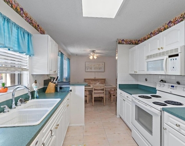 14 Lake Vista Trail - Photo Thumbnail 11