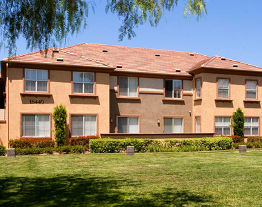 27105 Silver Oak Lane - Photo Thumbnail 2