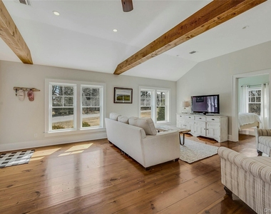 635 Strohson Road - Photo Thumbnail 3