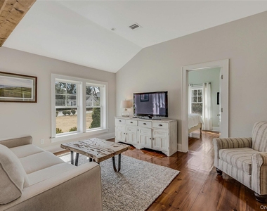 635 Strohson Road - Photo Thumbnail 4