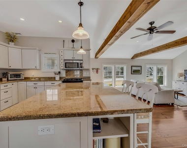635 Strohson Road - Photo Thumbnail 13