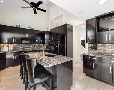 9 Plume Grass Way - Photo Thumbnail 3