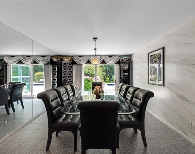 9 Plume Grass Way - Photo Thumbnail 5