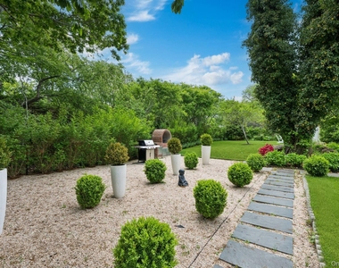 167 Tuckahoe Lane - Photo Thumbnail 34