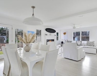 167 Tuckahoe Lane - Photo Thumbnail 2
