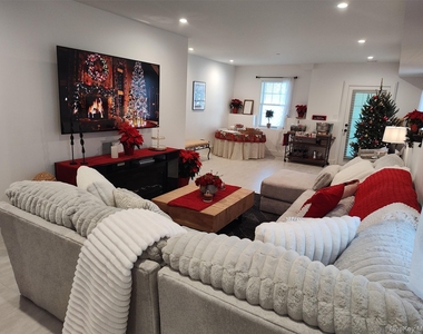 111 Park Avenue - Photo Thumbnail 6