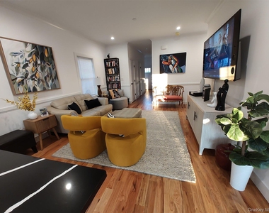 111 Park Avenue - Photo Thumbnail 9