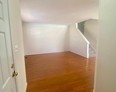 108 Davidson Street - Photo Thumbnail 6