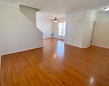 108 Davidson Street - Photo Thumbnail 7