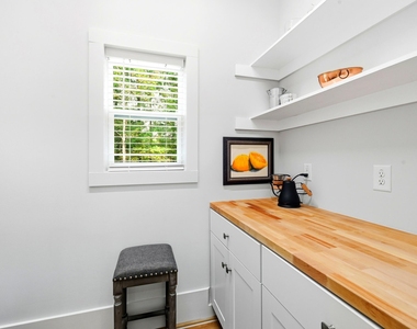 1459 Hawkins Road - Photo Thumbnail 12