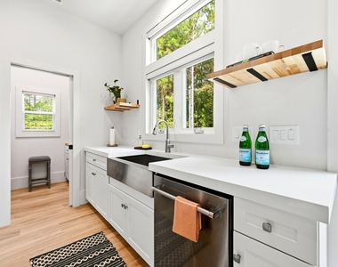 1459 Hawkins Road - Photo Thumbnail 11