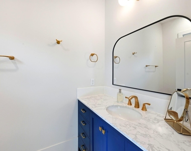 1459 Hawkins Road - Photo Thumbnail 7
