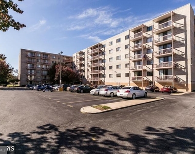 130 Slade Avenue - Photo Thumbnail 28