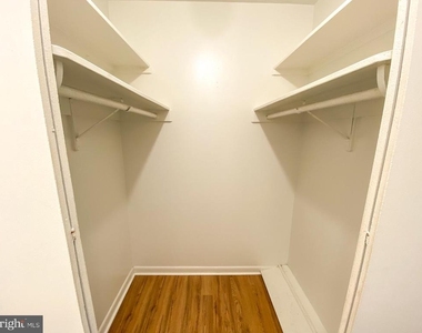 130 Slade Avenue - Photo Thumbnail 5