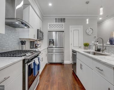1167 Morse Street Ne - Photo Thumbnail 10