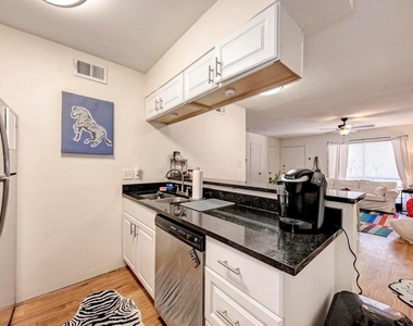 2207 Leon St - Photo Thumbnail 1