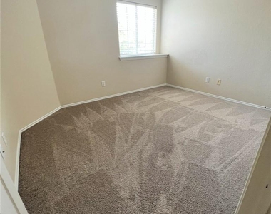 1412 W Pflugerville Pkwy - Photo Thumbnail 24