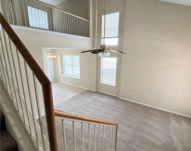 1412 W Pflugerville Pkwy - Photo Thumbnail 16