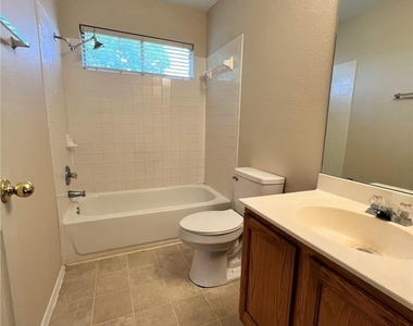 1412 W Pflugerville Pkwy - Photo Thumbnail 23