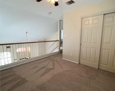 1412 W Pflugerville Pkwy - Photo Thumbnail 19