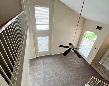 1412 W Pflugerville Pkwy - Photo Thumbnail 20