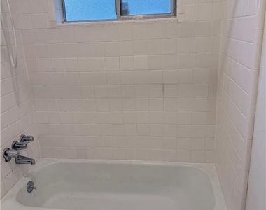 3237 Abbeywood Drive - Photo Thumbnail 1