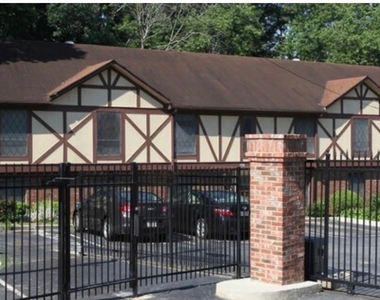 3237 Abbeywood Drive - Photo Thumbnail 11