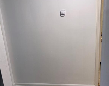 3237 Abbeywood Drive - Photo Thumbnail 7