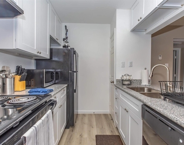 9707 Timberside Drive - Photo Thumbnail 3