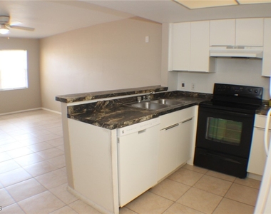 4009 Se 11th Avenue - Photo Thumbnail 7