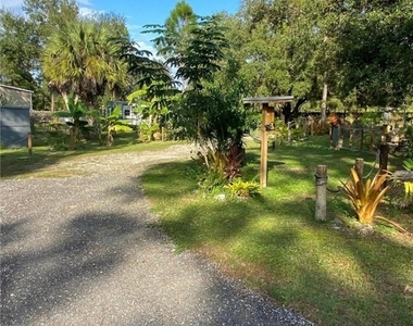 430 S Lindero Street - Photo Thumbnail 2