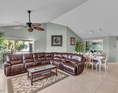 8251 Grand Palm Drive - Photo Thumbnail 23