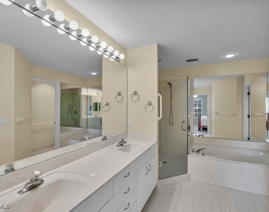8251 Grand Palm Drive - Photo Thumbnail 11